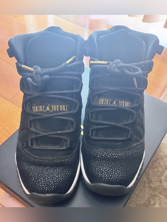 Jordan Shoes - Air Jordan 11 Retro GS 'Heiress' (Black Stingray)